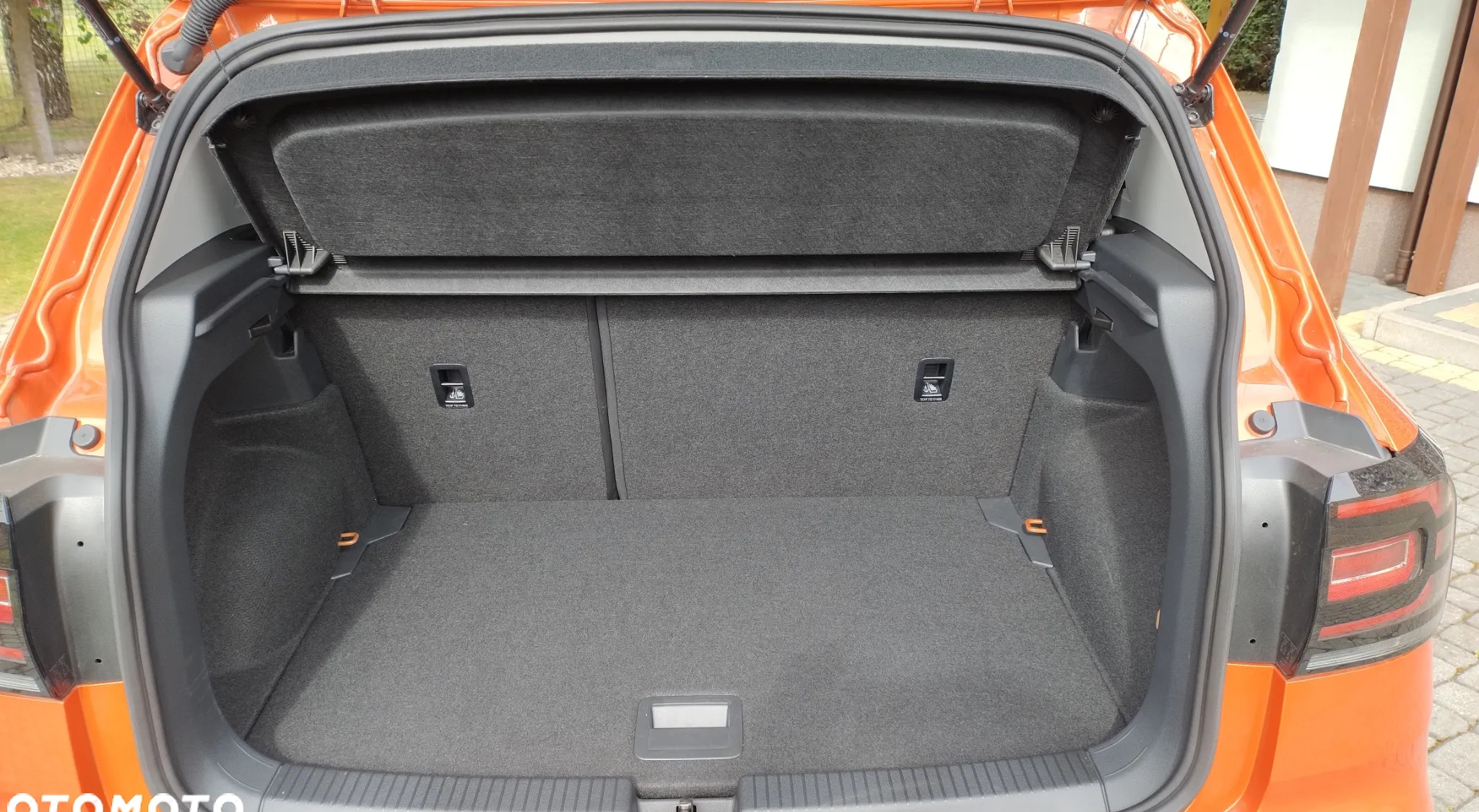 Volkswagen T-Cross cena 89900 przebieg: 1815, rok produkcji 2022 z Pabianice małe 379